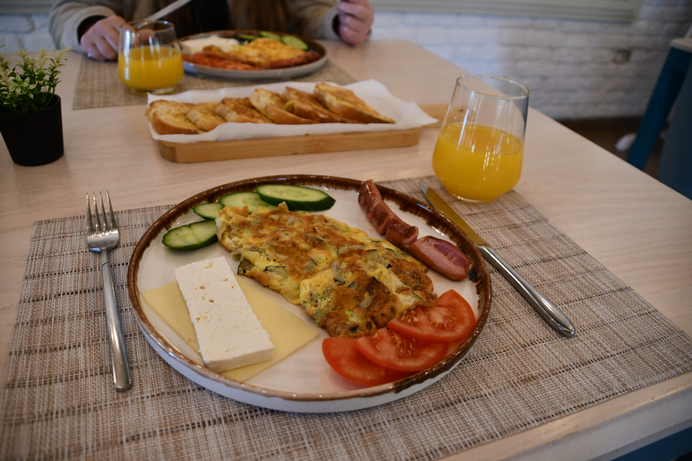 Morgenmad på Hotel La Onda i Albanien